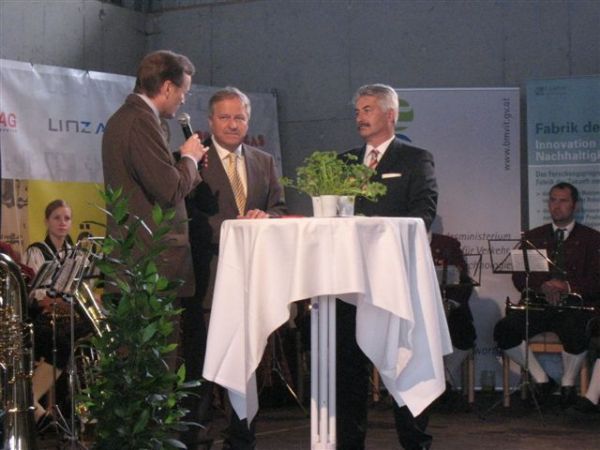 Dr Jetschgo (ORF OÖ) im Gespräch mit Ing Sonnleitner (RAG) und Mag Froschauer (Linz AG) 