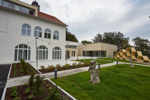 Bildungshaus Jägermayrhof - Südansicht