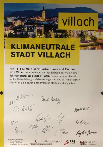 Klimaneutrale Stadt Villach: „Wir - die Klima-Allianz-Partnerinnen und Partner - arbeiten an der Realisierung der Vision einer klimaneutralen Stadt Villach. Gemeinsam werden wir unter Einbeziehung sozialer, ökologischer und wirtschaftlicher Faktoren die notwenigen Prozesse starten und begleiten.“ Dies unterschrieben 14 Partnerinnen und Partnern im Rahmen der vilFIT-Abschlussveranstaltung.